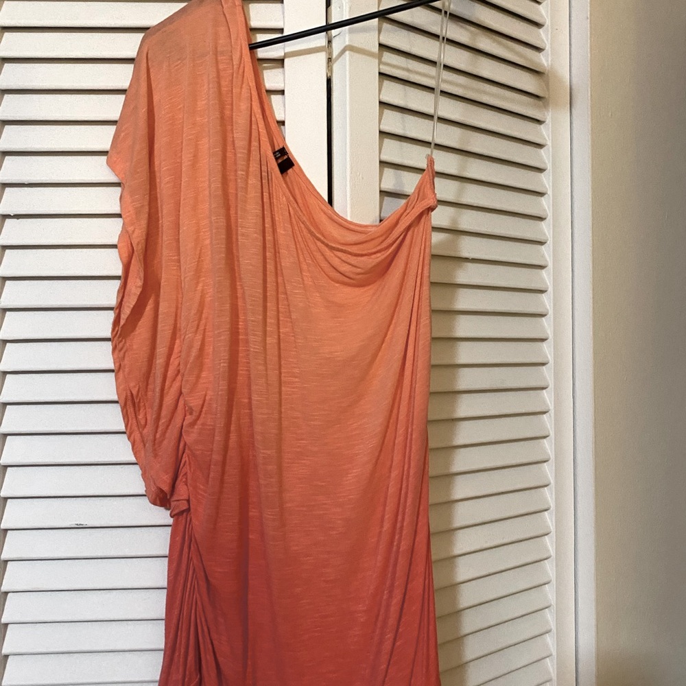 NWOT Ombré One Shoulder Top